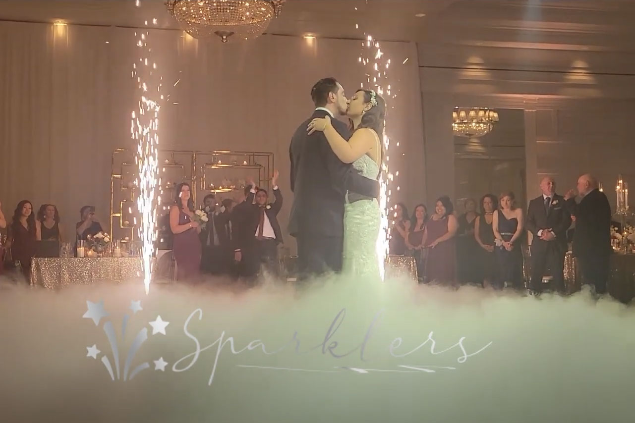 Read more about the article Elevate Your First Dance: Indoor Wedding Sparklers and Dancing on a Cloud with Dry Ice